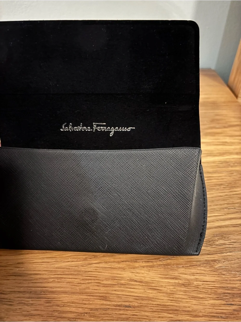 Salvatore Ferragamo hard-shell sunglasses case textured exterior embossed logo
